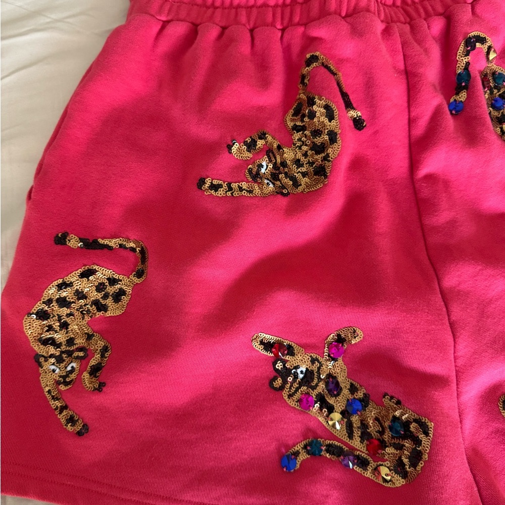 Queen of sparkles Leopard Print red Women's Shorts size large - Picture 8 of 10